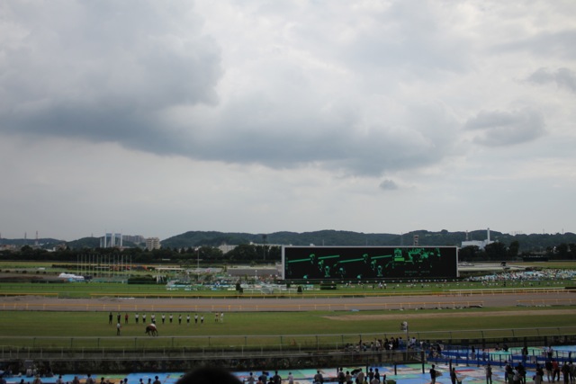 f0348831_10083345.jpg
