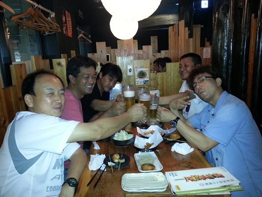 今年も 騒がしい 夏の飲み会でした♪ _b0138552_21562416.jpg