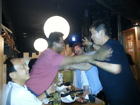 今年も 騒がしい 夏の飲み会でした♪ _b0138552_22531084.jpg