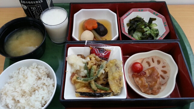 今日の昼食@会社Vol.564_b0042308_12364360.jpg