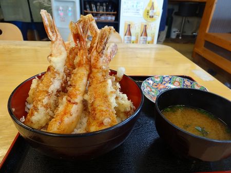 エビ天丼 海鮮食堂 太陽 ティーダ 那覇 番外編 つかちゃん の旅 シンガポール食巡り