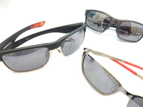 OAKLEY-オークリー-から、Ferrariコラボモデルが入荷致しました! by 甲府店_f0076925_14584017.jpg