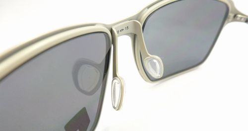 OAKLEY-オークリー-から、Ferrariコラボモデルが入荷致しました! by 甲府店_f0076925_15224952.jpg