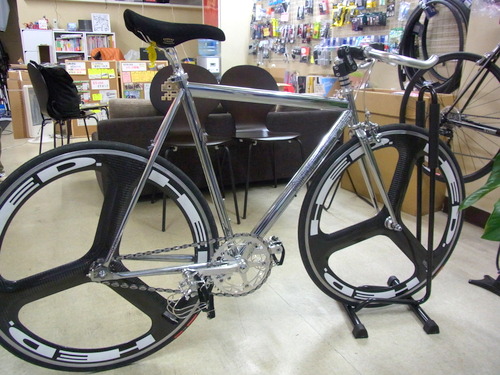 愛車紹介 Vol 0057 超絶カッコいいピストバイク 自転車の楽しみ と 仲間がみつかる 趣味人 専門自転車店 滋賀 彦根 侍サイクル