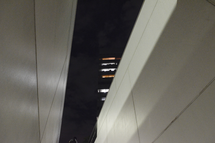 e0112498_0269.jpg