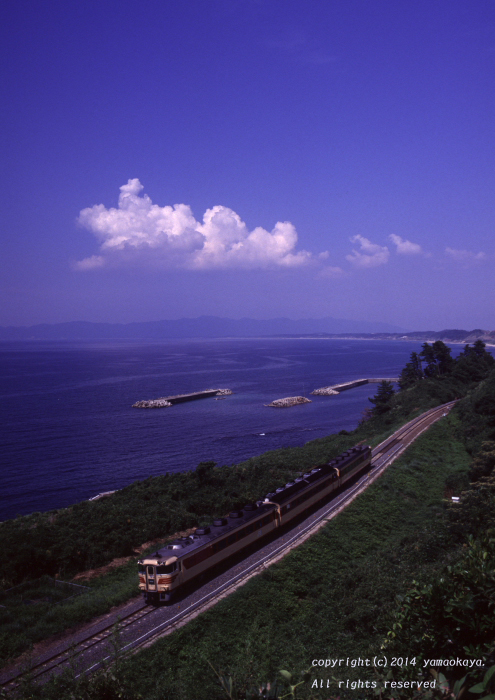 海に出でる雲を_d0309612_21592998.jpg