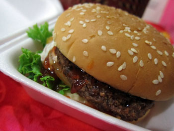 夜バーガー♪_f0144385_12045680.jpg
