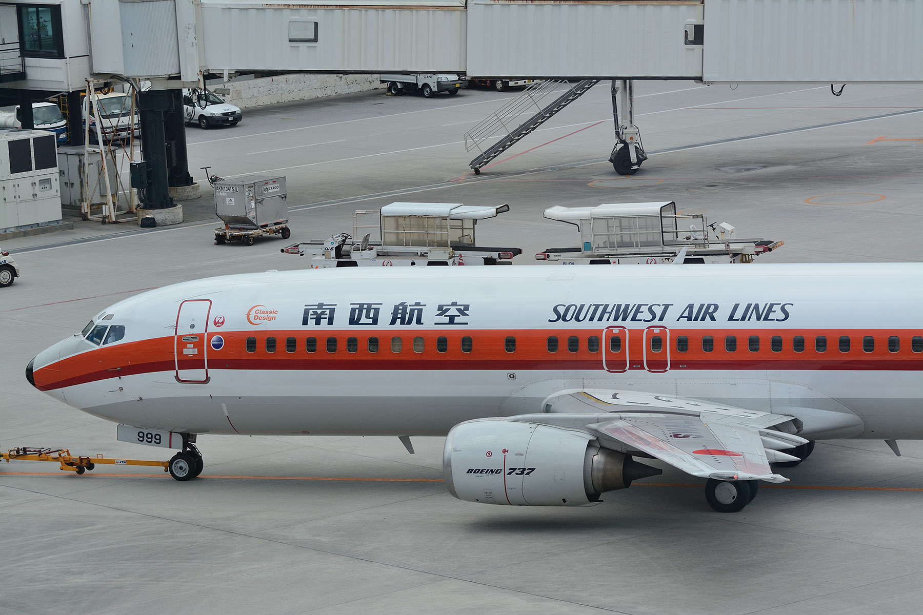 BOEING 737-400 / JA8999　-南西航空復刻塗装-_d0226909_13474248.jpg