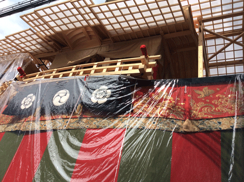 c0215031_062290.gif