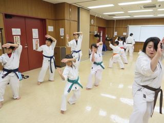 木曜空手 夏季昇級審査会_c0118332_2345028.jpg