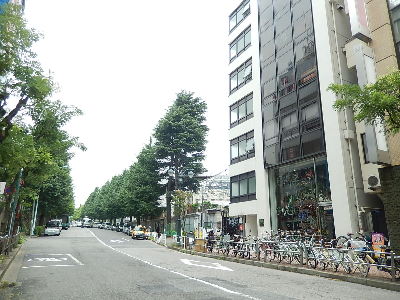 7月24日　渋谷　原宿　の自転車屋　FLAME bike前です_e0188759_12153668.jpg