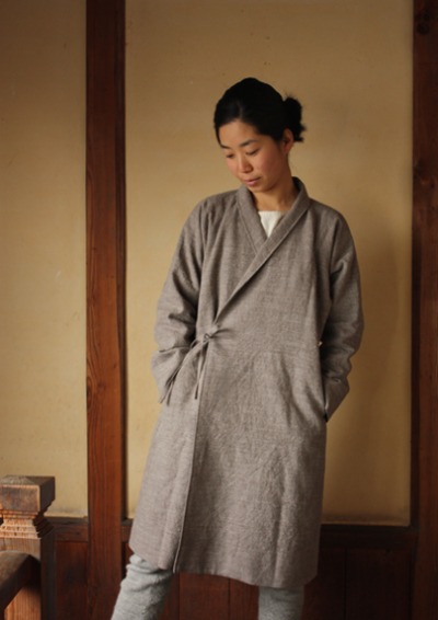 えみおわす 合わせ襟コート えみおわす 合わせ襟コート - メルカリ