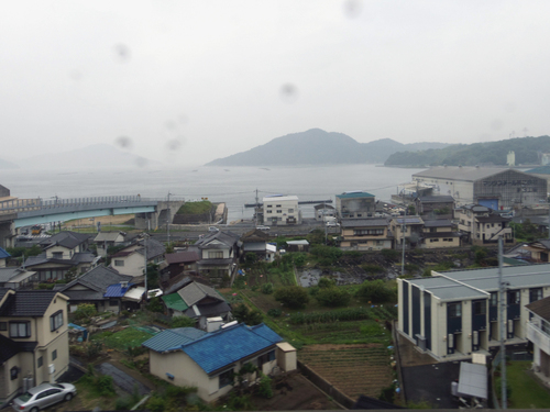 広島・蒲刈・豊島・豊 線の車窓から_c0051781_2329937.jpg