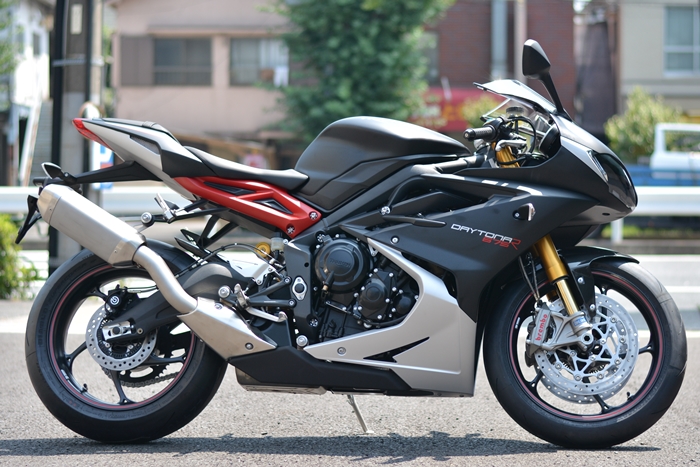 NEWカラー デイトナ675R 入荷です_d0100125_14432990.jpg