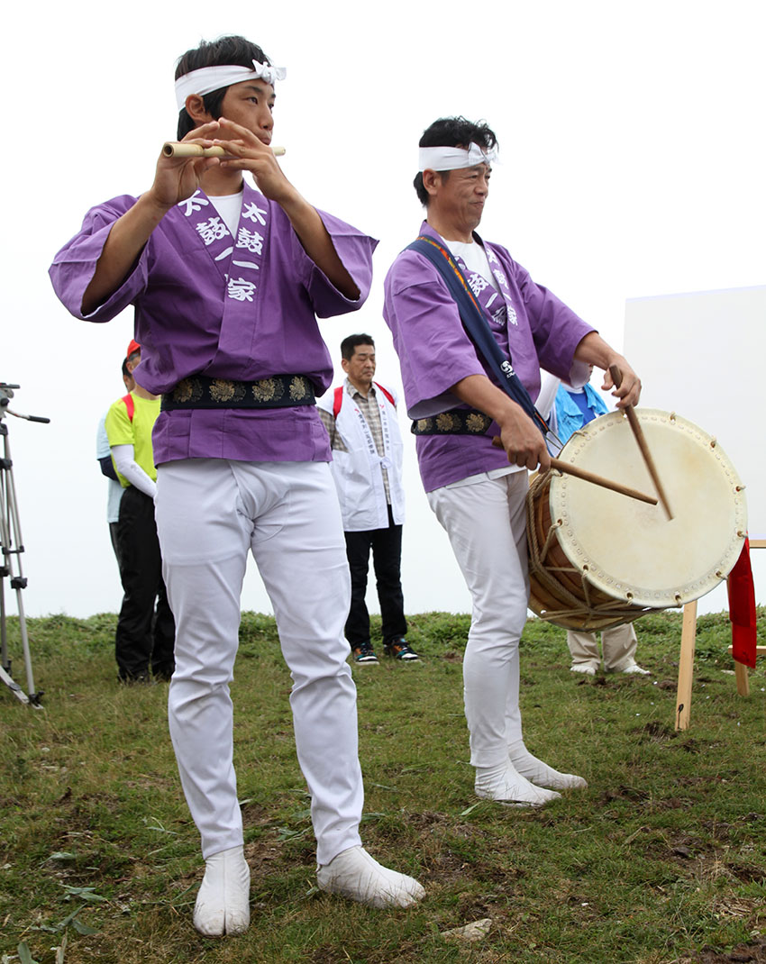 2014年「霊峰剣山山頂大祭(神輿渡御)」-05♪_d0058941_2142649.jpg