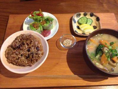 最後は「しましまの木」さん訪問で_f0095325_11125852.jpg