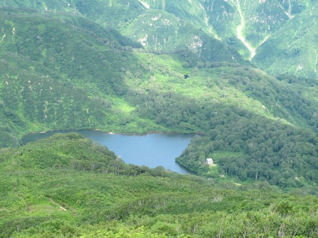 2014年7月21日　朝日連峰（３日目　狐穴小屋～以東岳～泡滝ダム）_c0116856_18465779.jpg