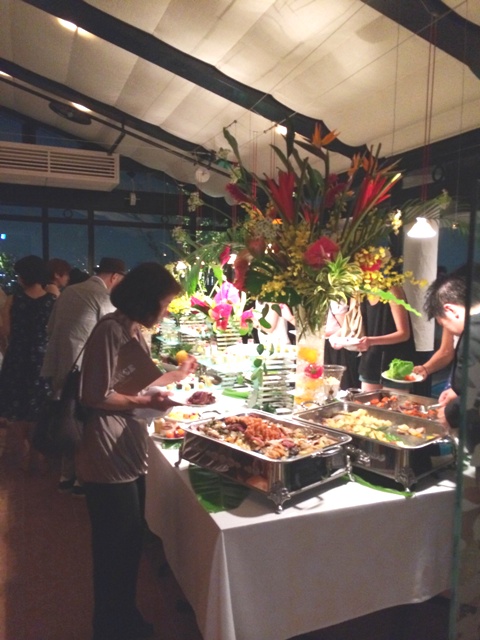 天空レストラン「THIRTY SIX California Cuisine & Bar」復活オープンの夜♪_a0138976_2125554.jpg