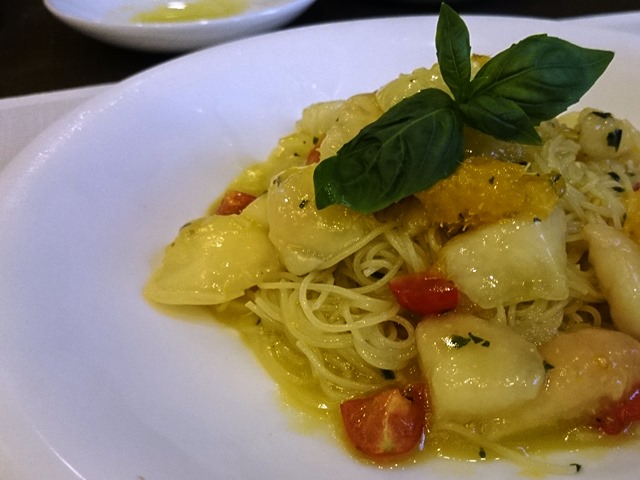 素材が勉強になるイタリアン_e0167593_291148.jpg