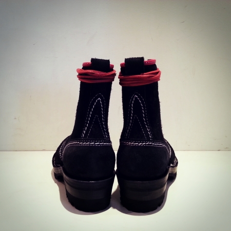 BLACK/RED COMBINATION BOOTS_a0285796_16011986.jpg