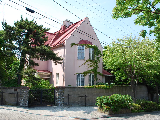 函館区立病院外来診療棟(建築家・関根要太郎函館作品再訪、その2)_f0142606_10503432.jpg