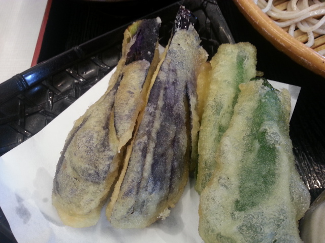 万葉そば 野菜天そば冷¥480+中盛り¥100@つつじヶ丘_b0042308_2342343.jpg