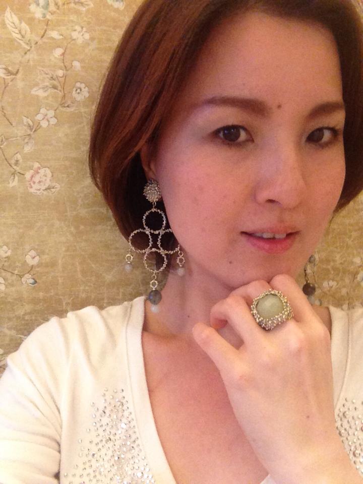 真夏はDaniela de Marchiの大きなピアスで!!_b0115615_1944365.jpg