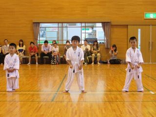 日曜空手 夏季昇級審査会_c0118332_13475475.jpg