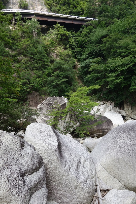 f0348933_09161683.jpg