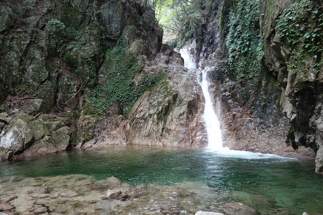 f0348933_09460386.jpg