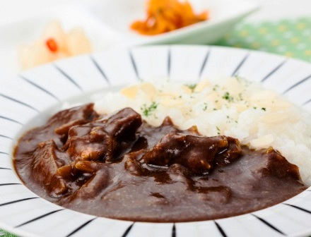いわてのカレー食べ隊!に「いわいずみ短角牛カレー」登場_b0206037_2225597.jpg