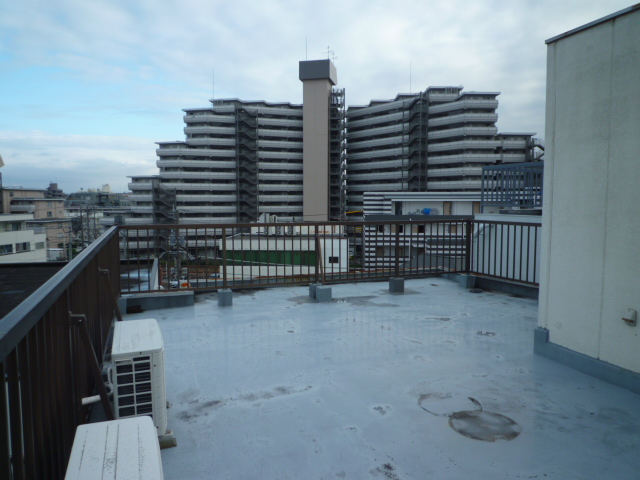 専用屋上利用できる賃貸物件(板橋区編)_b0246953_19492639.jpg