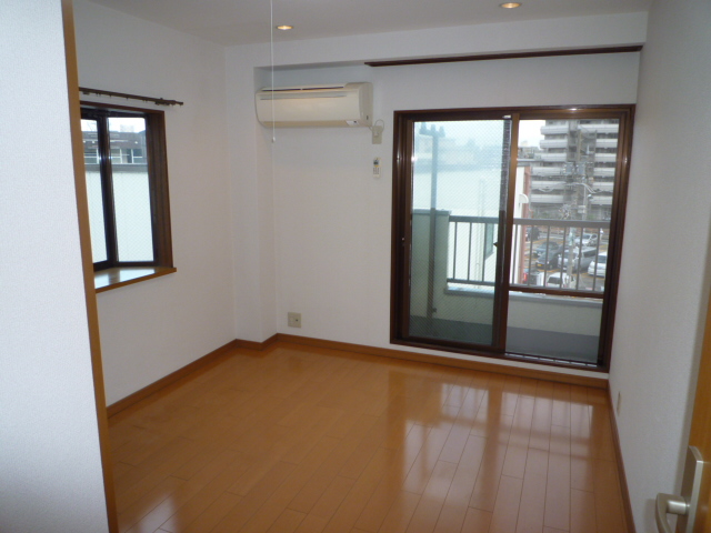 専用屋上利用できる賃貸物件(板橋区編)_b0246953_19493691.jpg