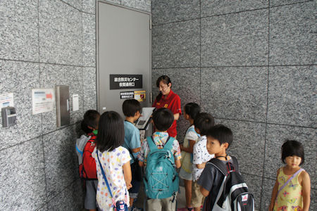 子ども向け体験イベント「JR博多シティ学校」に参加_b0181459_2125564.jpg