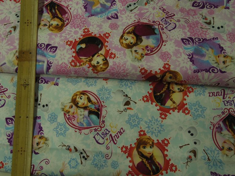 アナと雪の王女 柄の布_d0156706_1130111.jpg