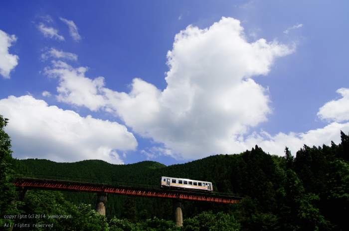 夏雲の間で_d0309612_03279.jpg