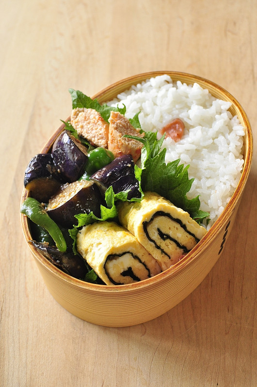 夏合宿と野菜味噌炒め弁当_b0171098_11571687.jpg