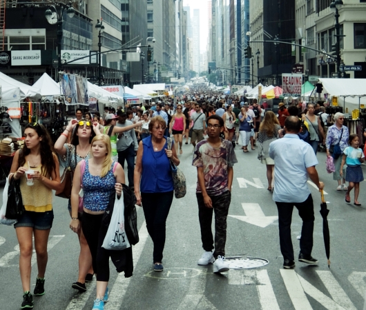 ニューヨークライブラリーまとめ売り 夏のニューヨークの見所、ストリート・フェア（8月のスケジュール付