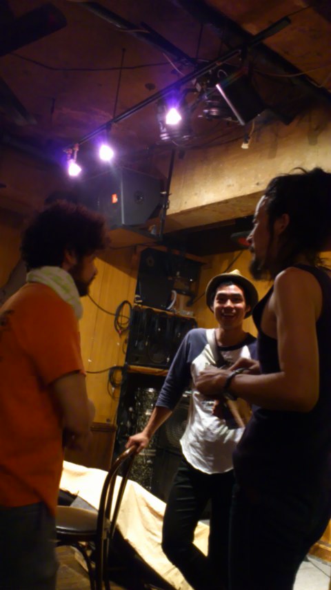 e0246711_1620873.jpg