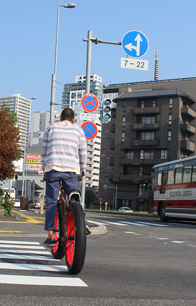 朝の自転車クルージング　札幌_a0139912_8344813.jpg