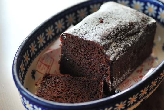 卵 バター無しチョコケーキ あなたに似た花