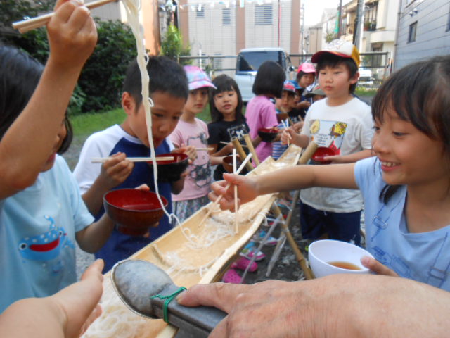 ７月２９日　流しそうめん_c0315908_15401291.jpg