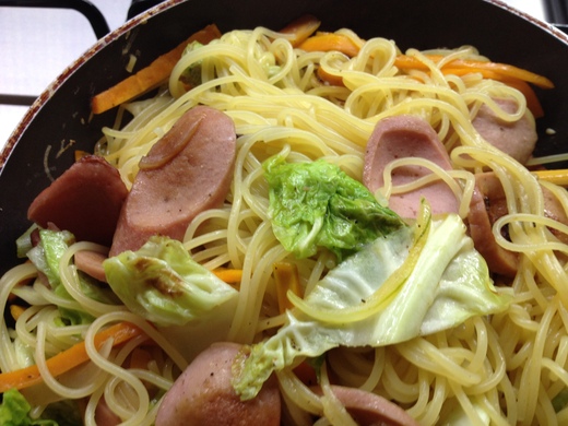 スパゲッティでOK!ソース焼きそば_a0136671_22553276.jpg
