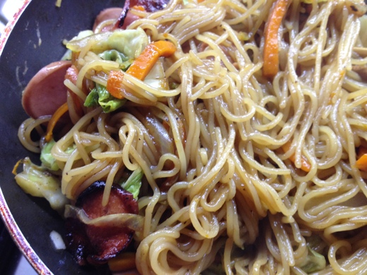 スパゲッティでOK!ソース焼きそば_a0136671_22582514.jpg