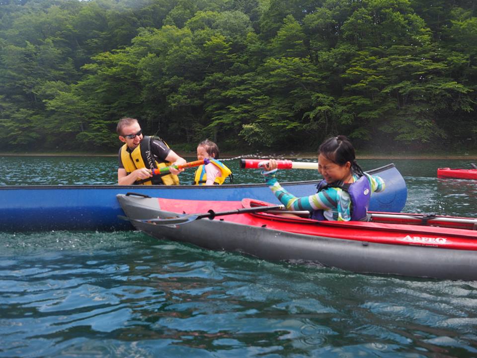 English&Kayak Fun!!  in四尾連湖_e0081989_13345413.jpg