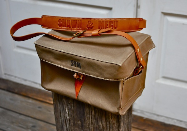 canvas camera bag_b0172633_22543258.jpg