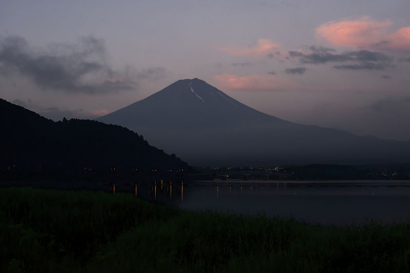 河口湖畔・夜明けの富士）_e0163149_10153371.jpg