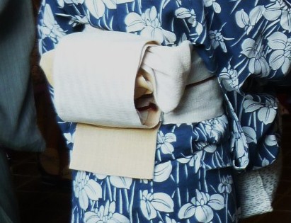 上七軒・マサヨさんの浴衣姿・営業時間のお知らせ。_f0181251_1922997.jpg