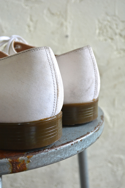 U.K. army white shoes_f0226051_135273.jpg