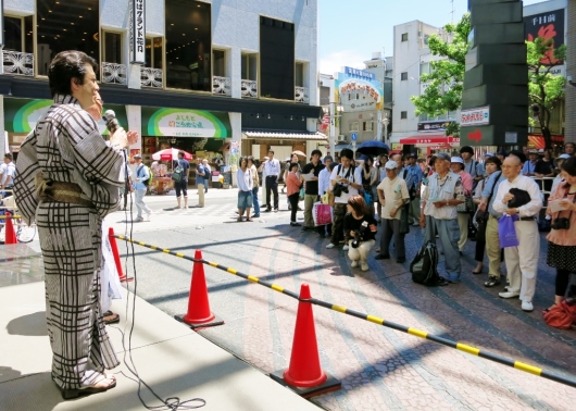 浪花の父子酒発売記念ミニライブ_b0083801_23282018.jpg